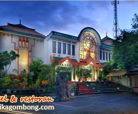 Grafika Hotel Dan Resto Gombong (Central Java) Exterior photo